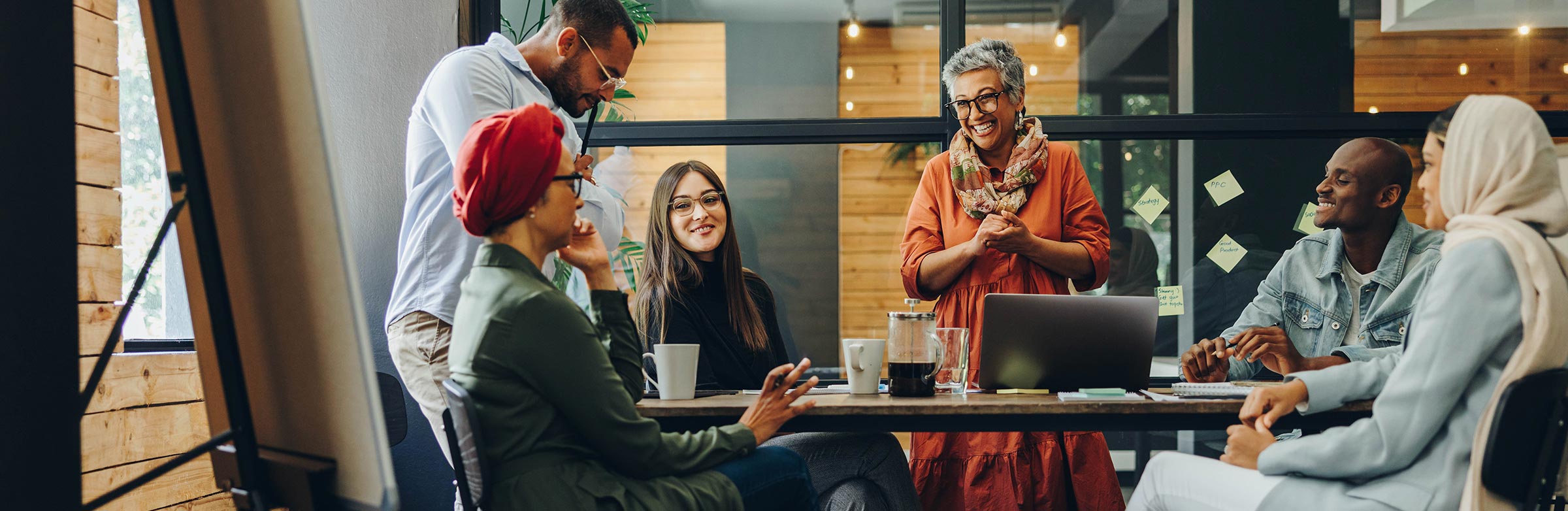 51 Eye-Opening Canadian Employment Statistics By Industry for 2024